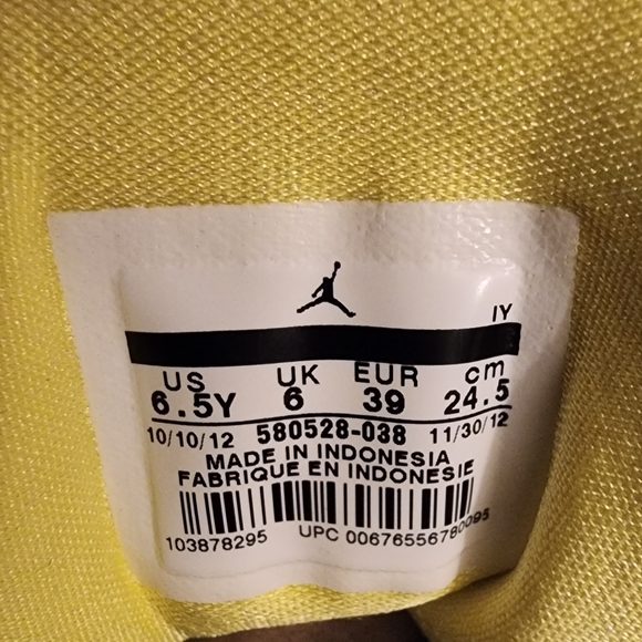 Girls Air Jordan Retro 8 Laney (GS) - Picture 10 of 11